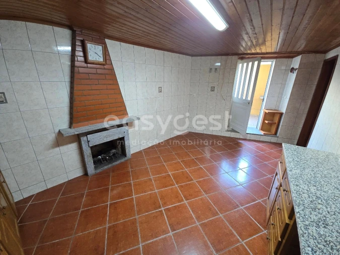 Moradia T3 para Venda em Covas e Vila Nova de Oliveirinha Foto 7