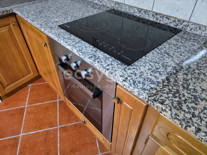 Moradia T3 para Venda em Covas e Vila Nova de Oliveirinha Foto 8