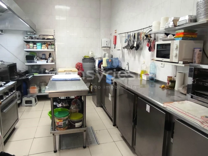 Negócio para Cedência de Quotas em Sado Foto 9