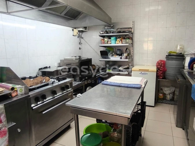 Negócio para Cedência de Quotas em Sado Foto 10