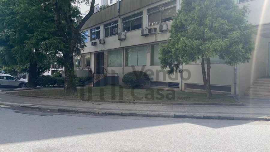 Loja para Arrendamento em São Vitor (Braga) Foto 5