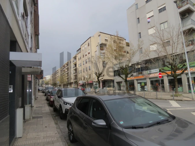 Armazém para Venda em Braga (São José de São Lázaro e São João do Souto) Foto 15