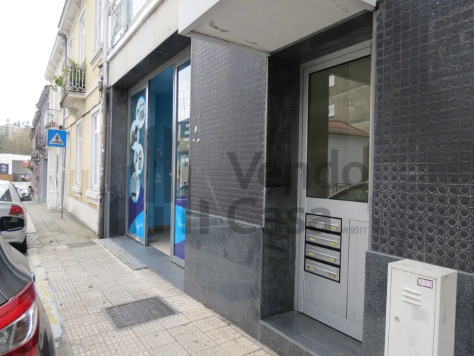 Armazém para Venda em Braga (São José de São Lázaro e São João do Souto) Foto 17