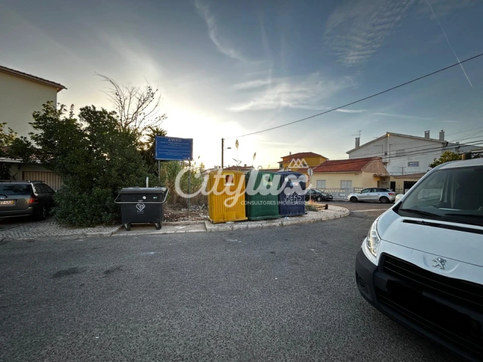 Terreno para Venda em Carcavelos e Parede Foto 5