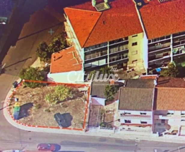 Terreno para Venda em Carcavelos e Parede Foto 3