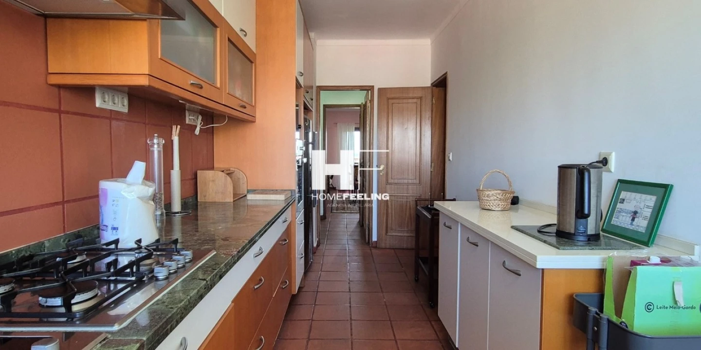 Apartamento T2 para Venda em Carcavelos e Parede Foto 10