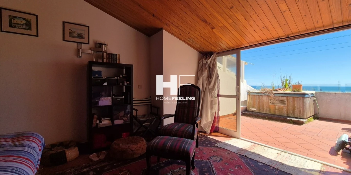 Apartamento T2 para Venda em Carcavelos e Parede Foto 17
