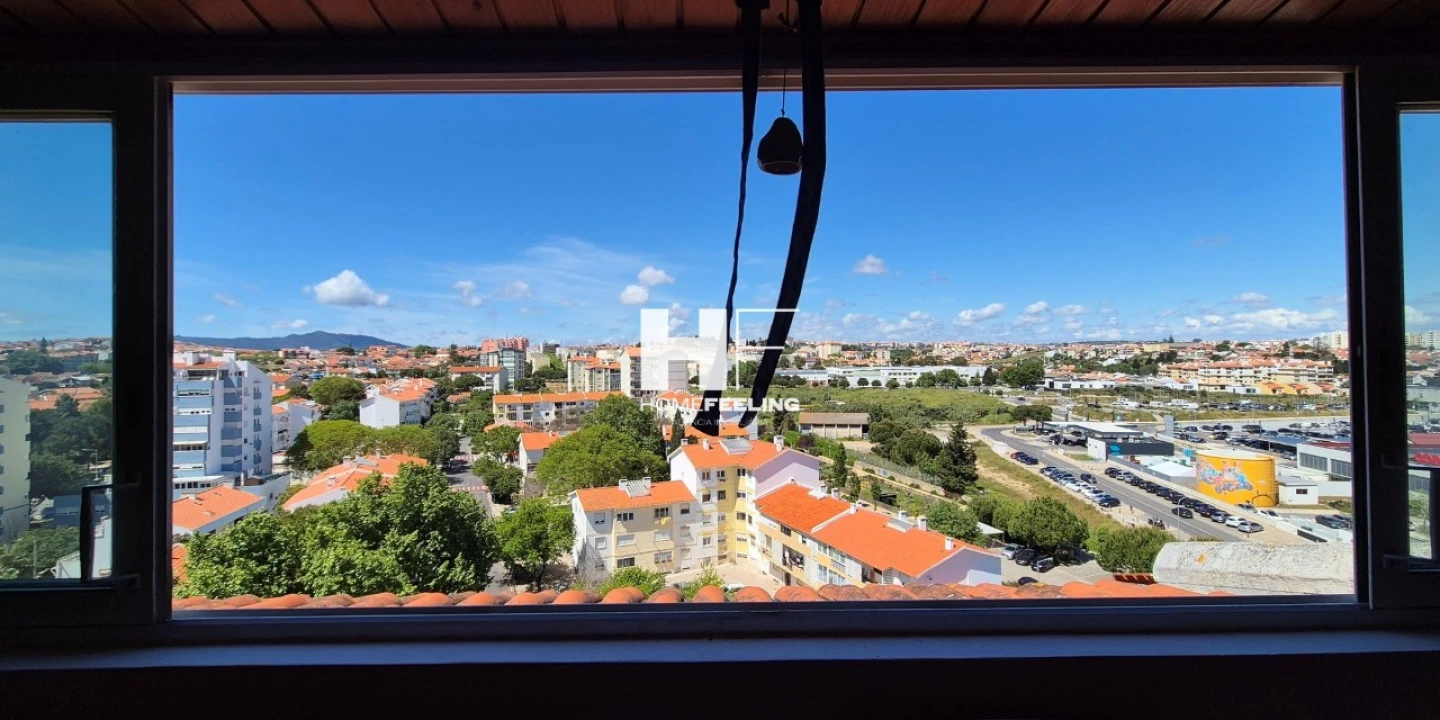 Apartamento T2 para Venda em Carcavelos e Parede Foto 22
