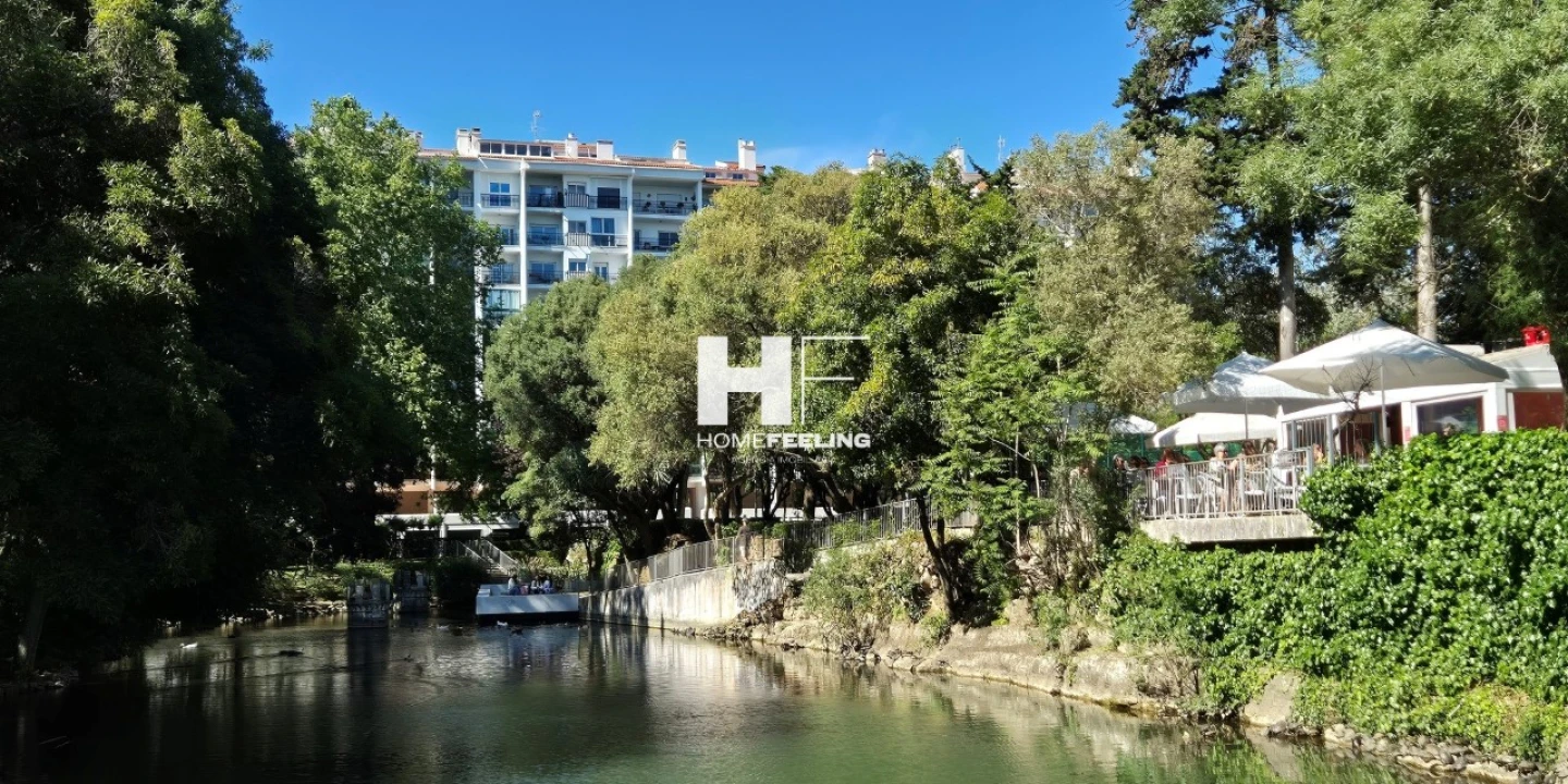 Apartamento T2 para Venda em Carcavelos e Parede Foto 27