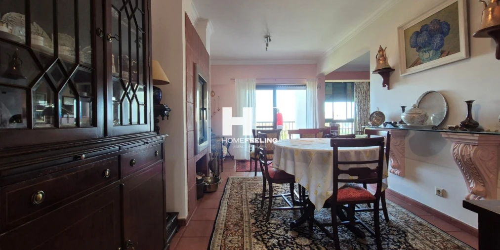 Apartamento T2 para Venda em Carcavelos e Parede Foto 8