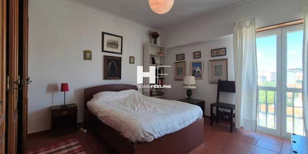 Apartamento T2 para Venda em Carcavelos e Parede Foto 15