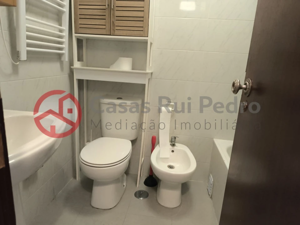 Apartamento T2 para Venda em Moita Foto 18