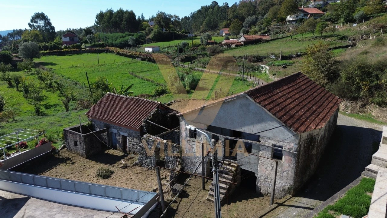 Moradia T3 para Venda em Padreiro (Salvador e Santa Cristina) Foto 3