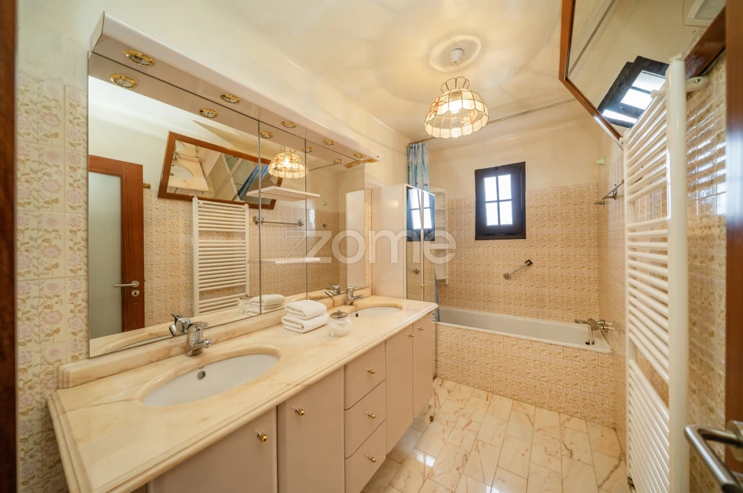 Moradia T5 para Venda em Paradela, Contim e Fiães Foto 35