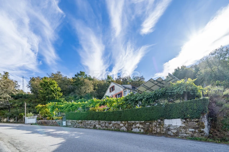 Moradia T5 para Venda em Paradela, Contim e Fiães Foto 4