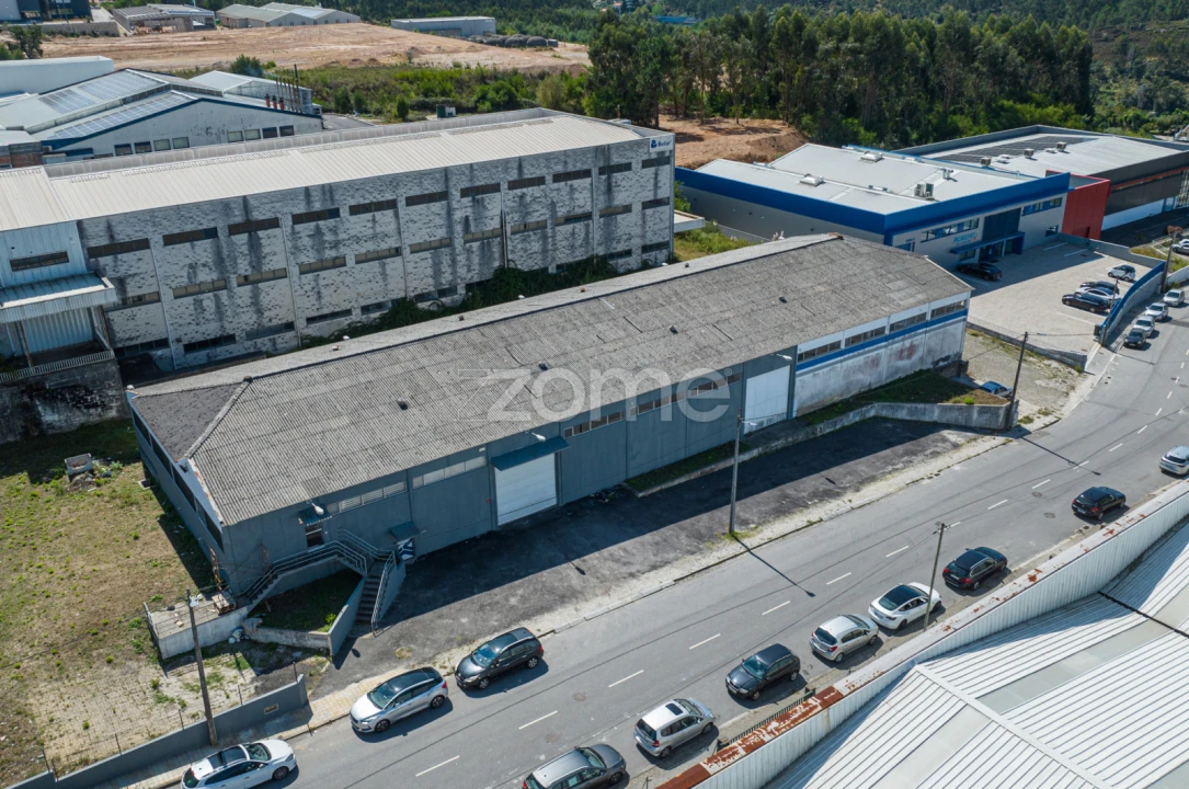 Terreno Comércio / Armazém para Venda em Sandim, Olival, Lever e Crestuma Foto 38