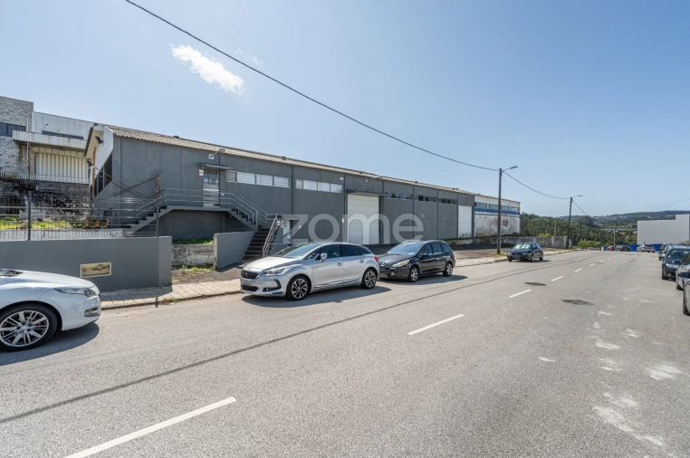 Terreno Comércio / Armazém para Venda em Sandim, Olival, Lever e Crestuma Foto 26