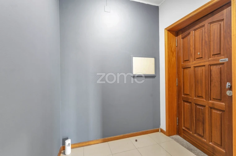 Apartamento T2 para Venda em Guilhabreu Foto 10