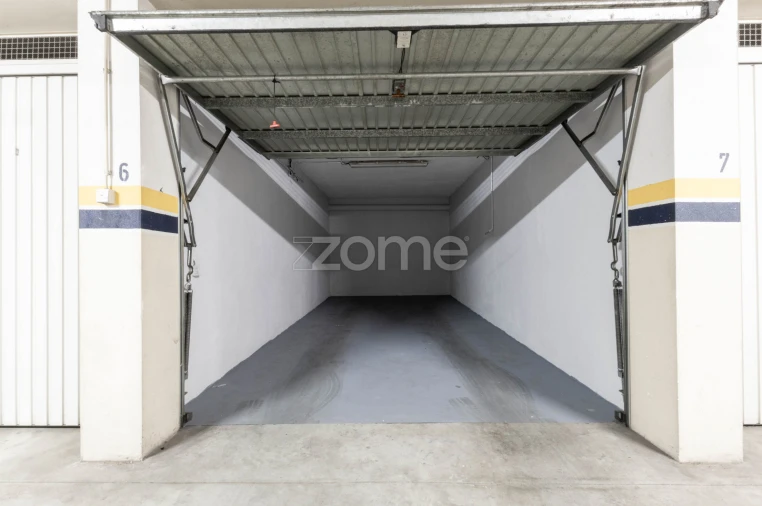 Apartamento T2 para Venda em Guilhabreu Foto 19