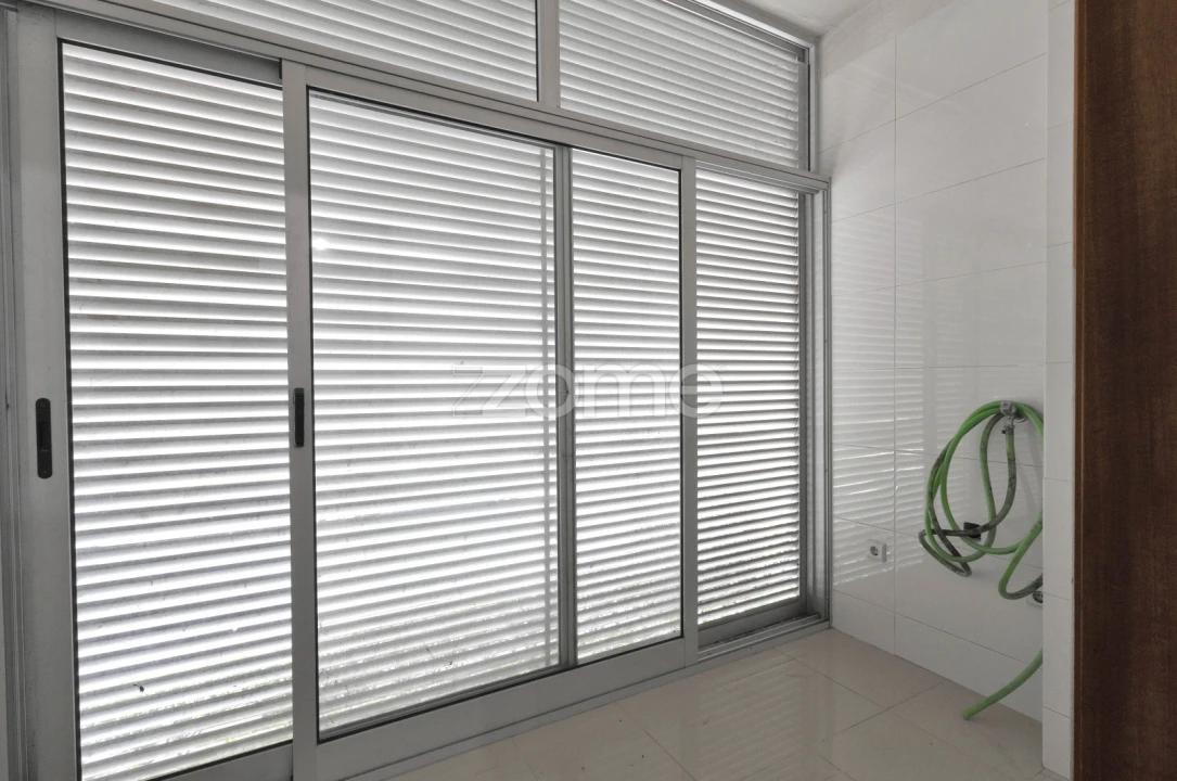 Apartamento T2 para Venda em Guilhabreu Foto 7