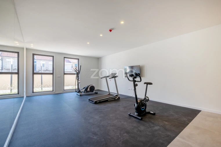 Apartamento T1 para Venda em Urgezes Foto 7