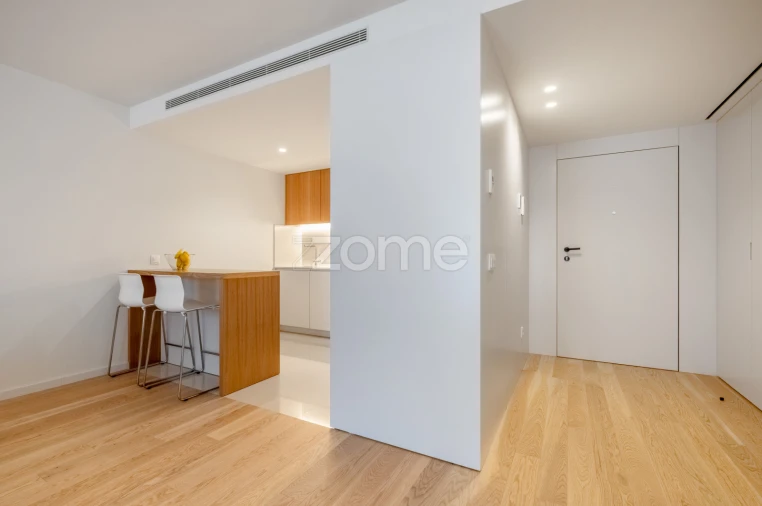 Apartamento T1 para Venda em Urgezes Foto 10