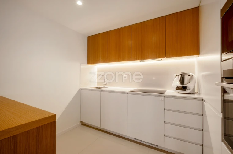 Apartamento T1 para Venda em Urgezes Foto 13