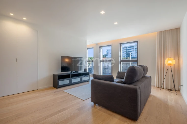 Apartamento T1 para Venda em Urgezes Foto 18