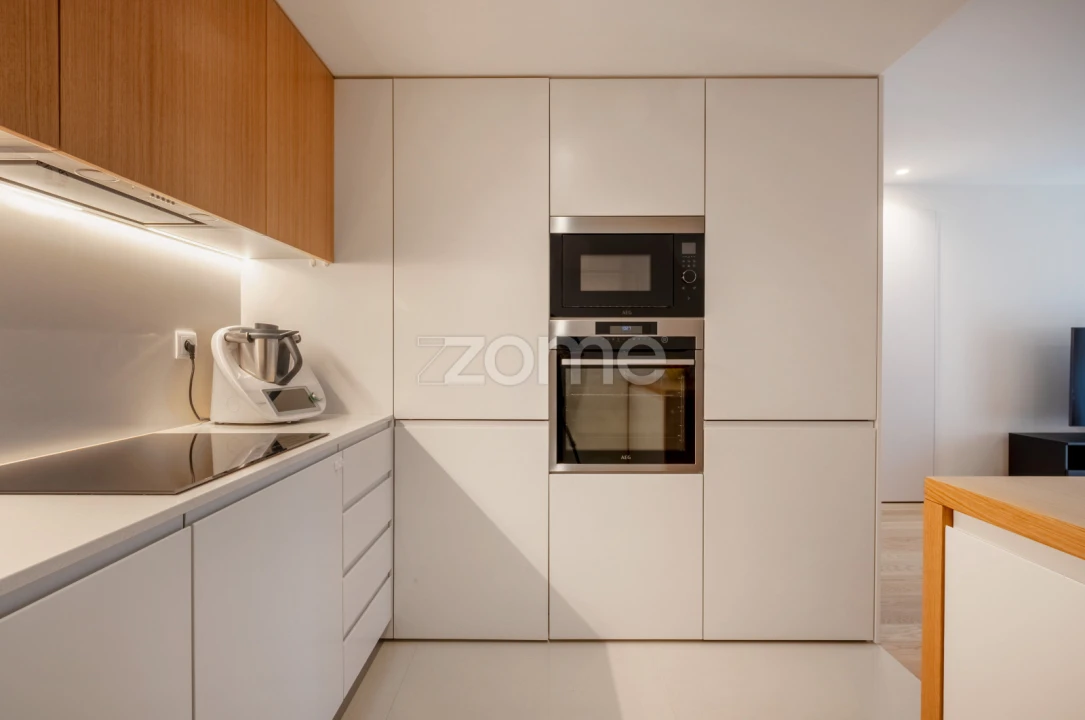 Apartamento T1 para Venda em Urgezes Foto 14