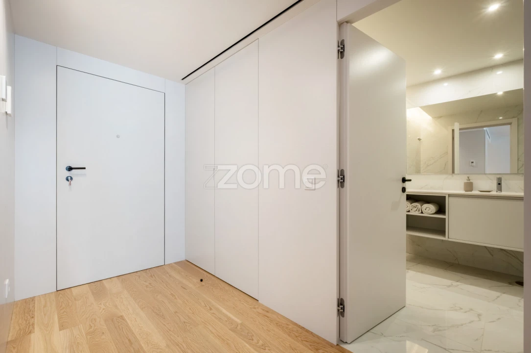 Apartamento T1 para Venda em Urgezes Foto 23