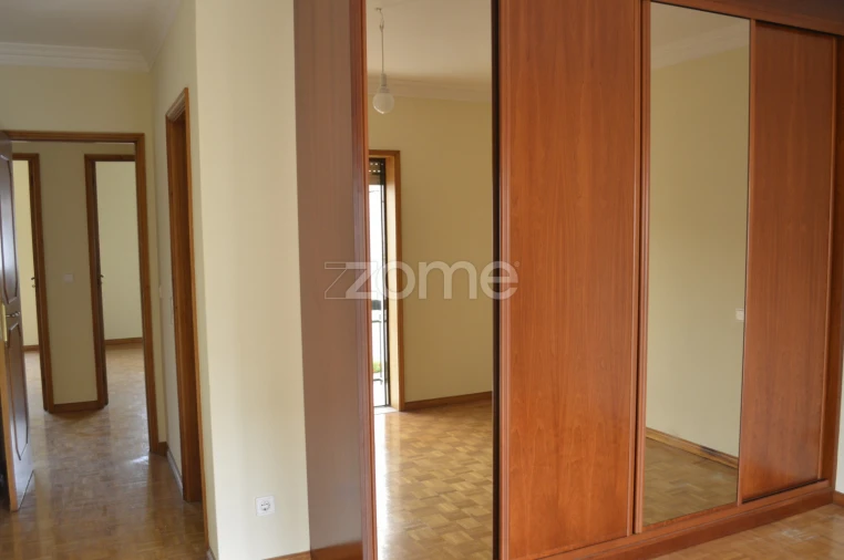 Moradia T5 para Venda em São Mamede de Infesta e Senhora da Hora Foto 11