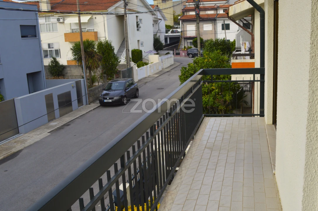 Moradia T5 para Venda em São Mamede de Infesta e Senhora da Hora Foto 11