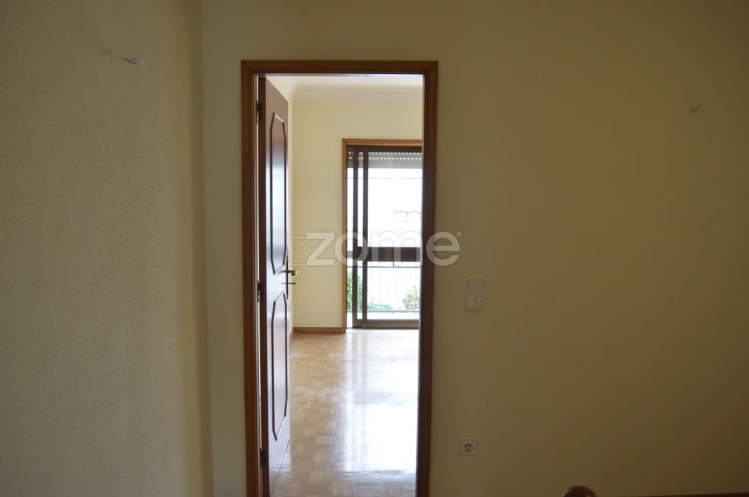 Moradia T5 para Venda em São Mamede de Infesta e Senhora da Hora Foto 13