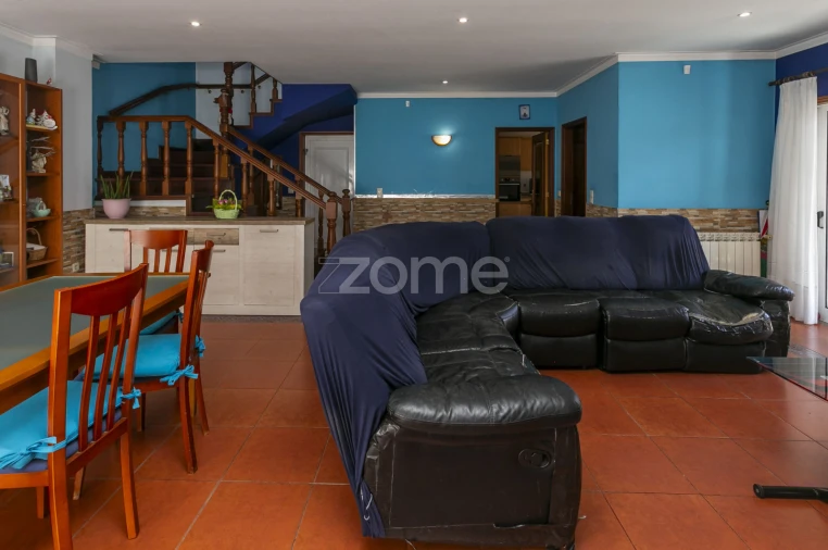 Moradia T3 para Venda em Arvore Foto 8