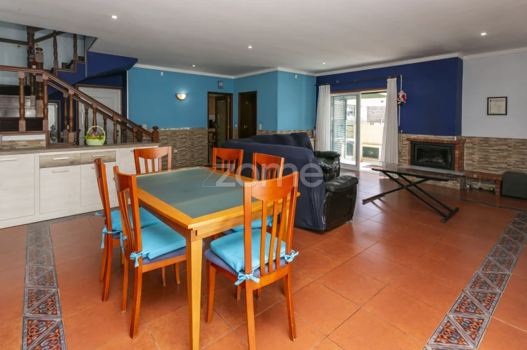 Moradia T3 para Venda em Arvore Foto 7