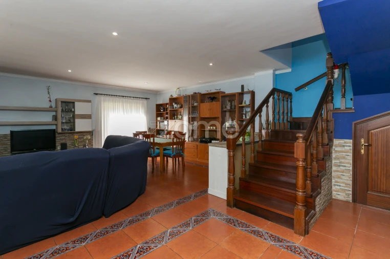 Moradia T3 para Venda em Arvore Foto 6