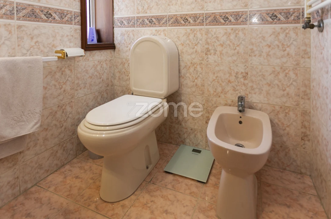 Moradia T3 para Venda em Arvore Foto 20