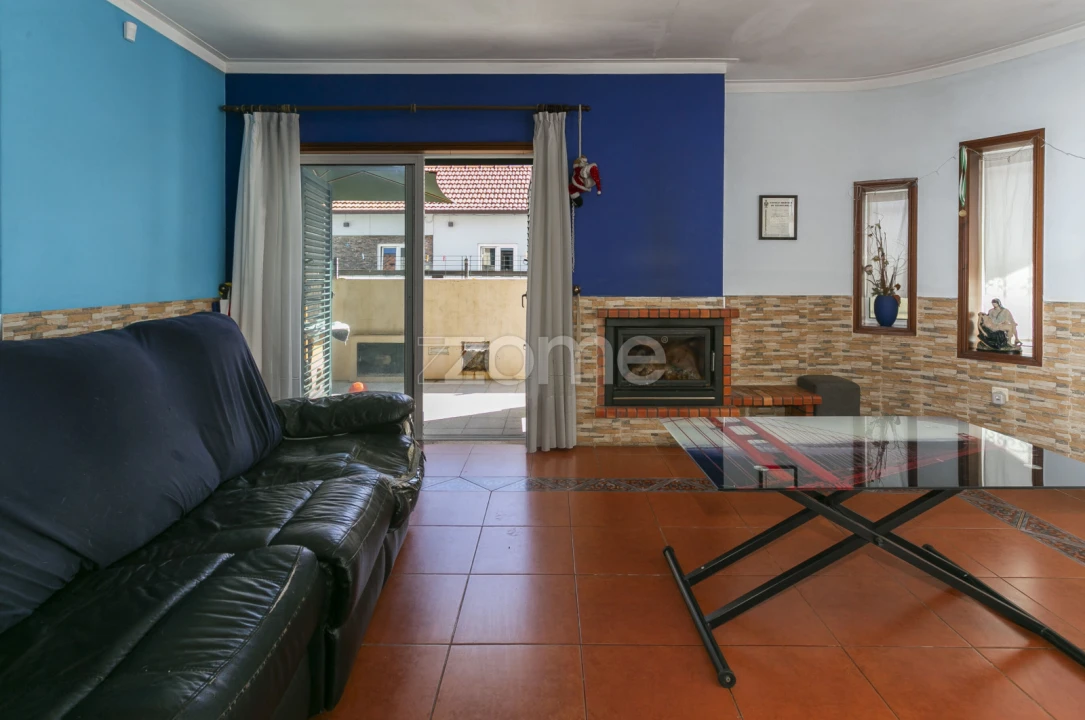 Moradia T3 para Venda em Arvore Foto 12