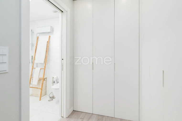 Apartamento T4 para Venda em Pontinha e Famões Foto 10