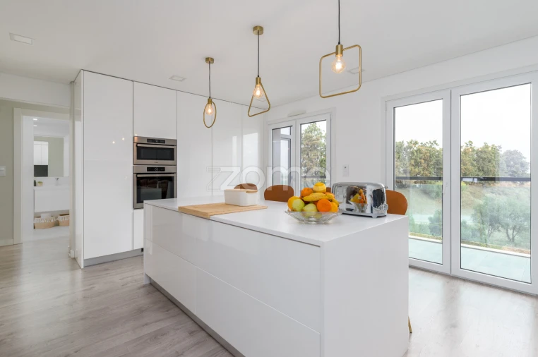 Apartamento T4 para Venda em Pontinha e Famões Foto 33