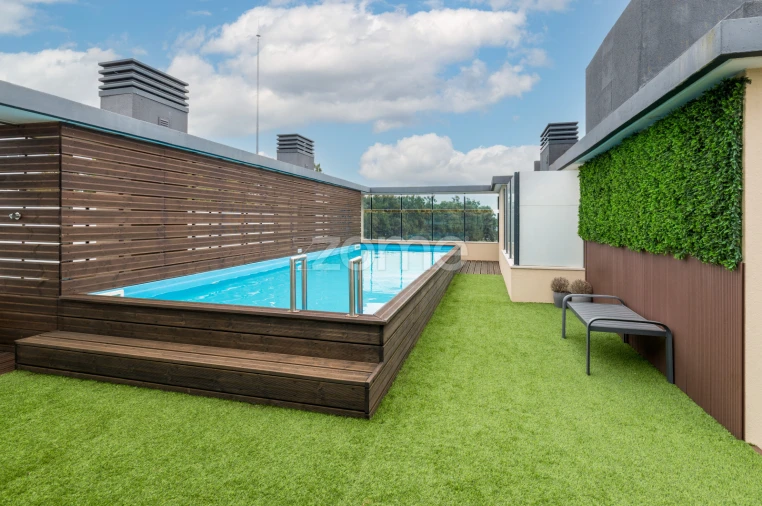 Apartamento T4 para Venda em Pontinha e Famões Foto 48