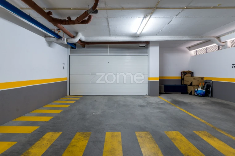 Apartamento T4 para Venda em Pontinha e Famões Foto 53