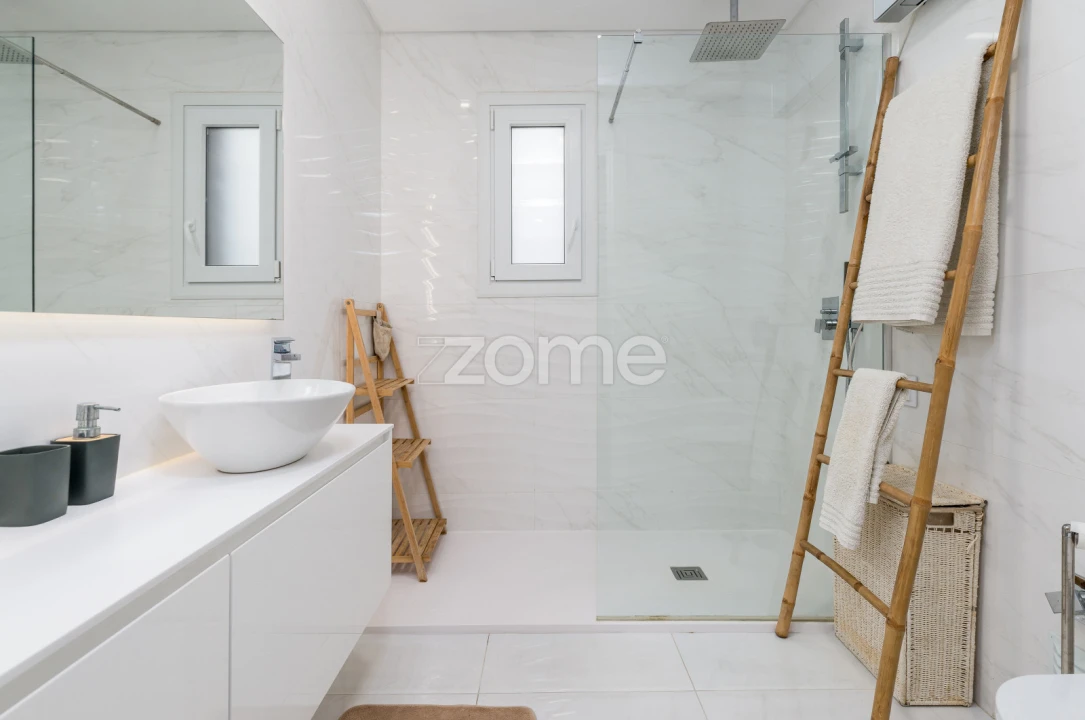 Apartamento T4 para Venda em Pontinha e Famões Foto 11