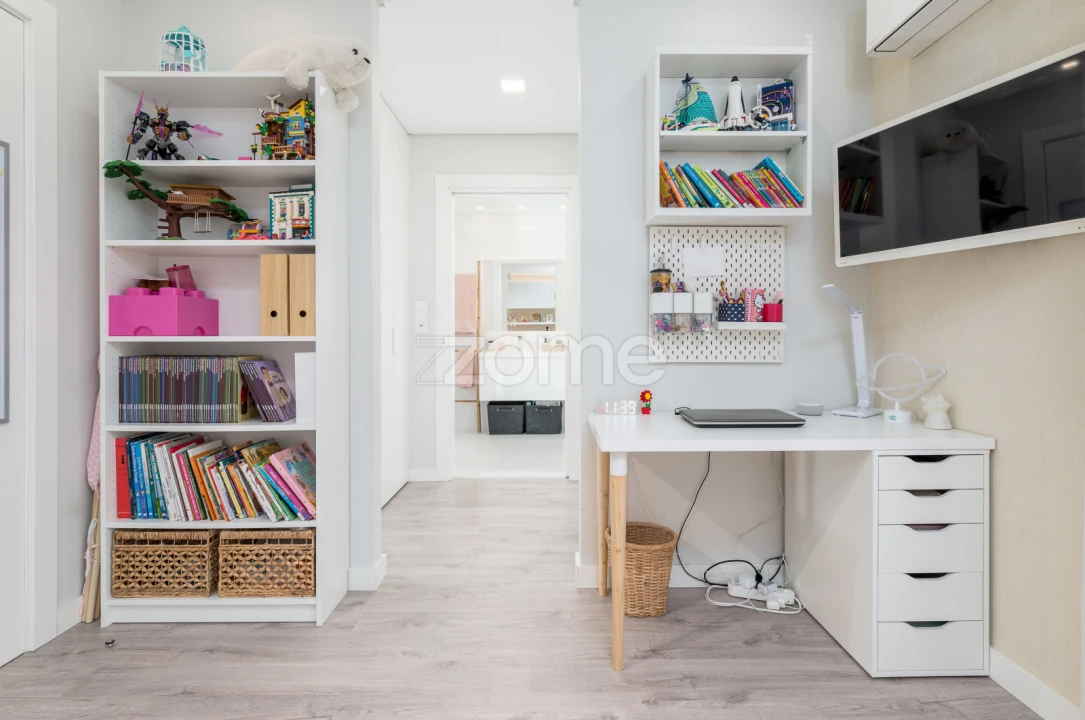 Apartamento T4 para Venda em Pontinha e Famões Foto 14