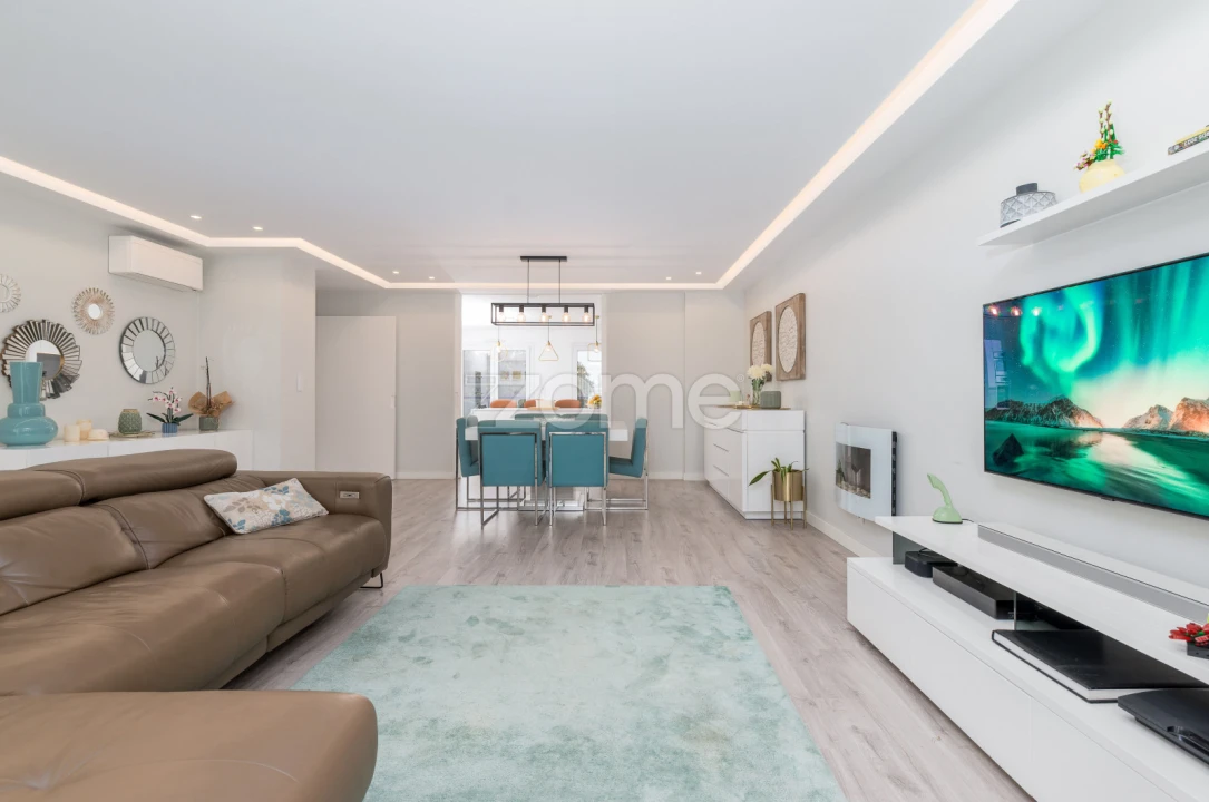 Apartamento T4 para Venda em Pontinha e Famões Foto 1