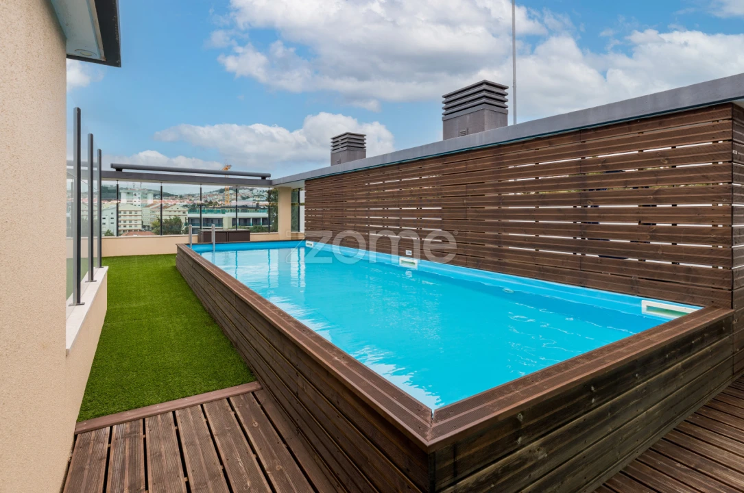 Apartamento T4 para Venda em Pontinha e Famões Foto 51