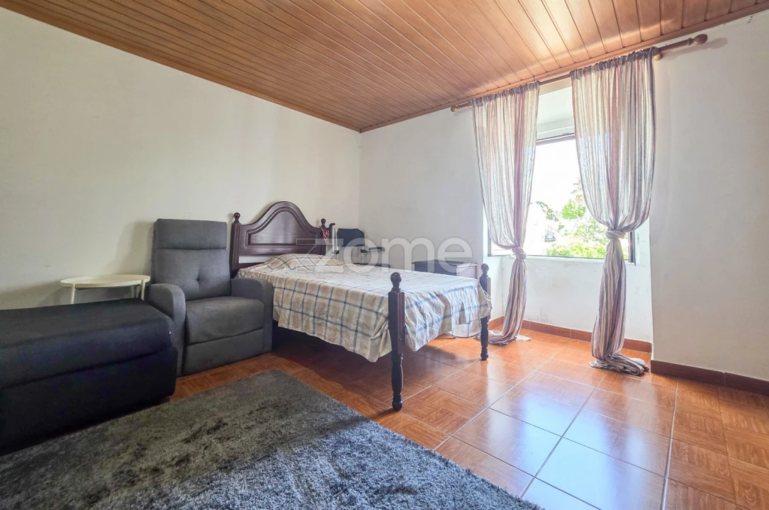 Moradia T3 para Venda em Lagoa (Santa Cruz) Foto 8