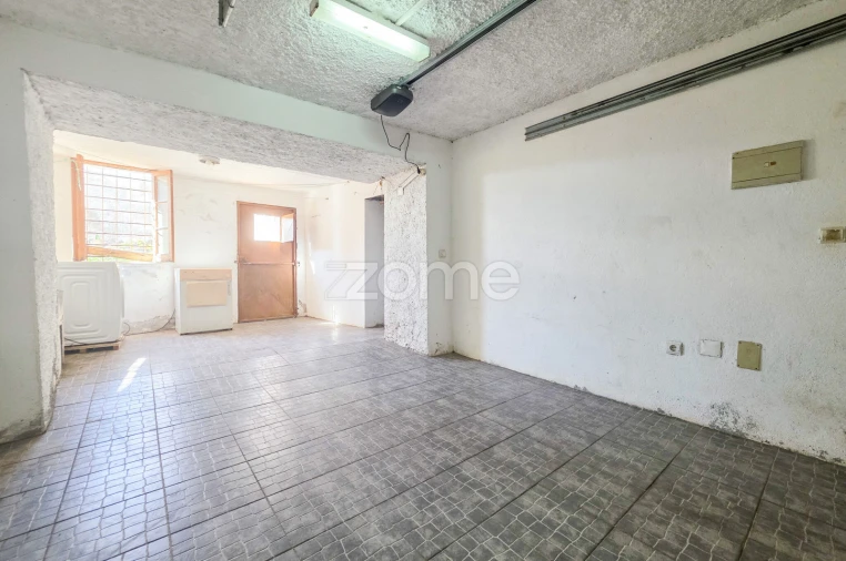 Moradia T3 para Venda em Lagoa (Santa Cruz) Foto 23