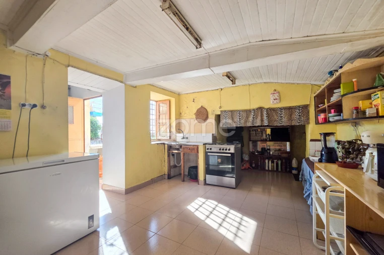 Moradia T3 para Venda em Lagoa (Santa Cruz) Foto 12