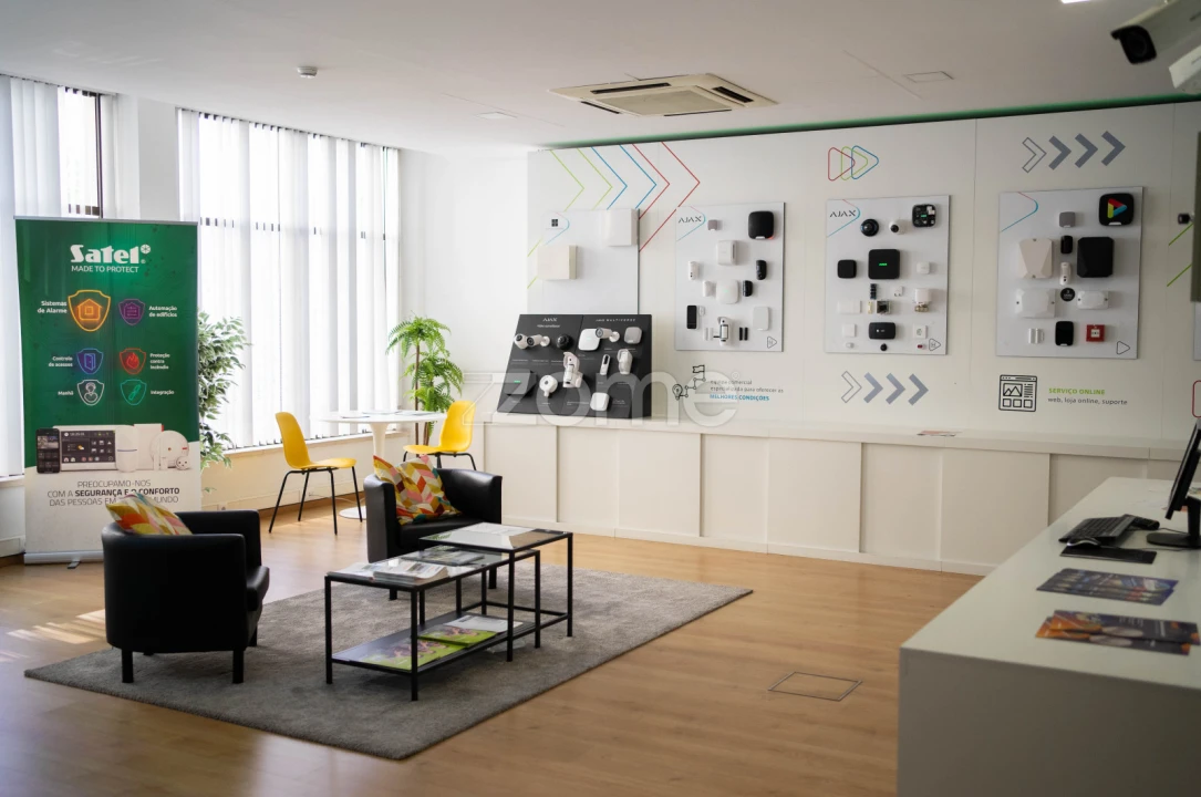 Escritório para Arrendamento em Sacavém e Prior Velho Foto 2